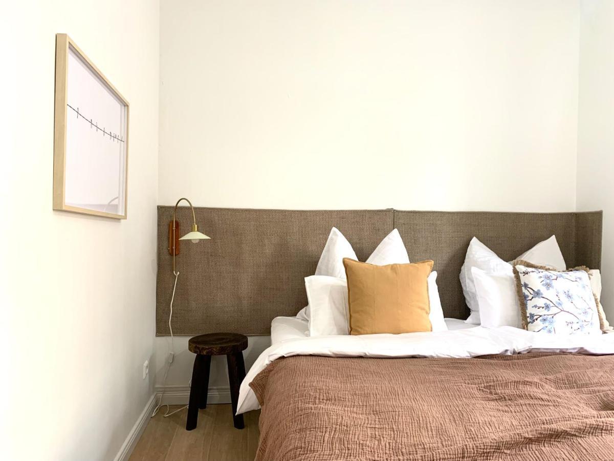 Cosy, Spacious, And Appartement
